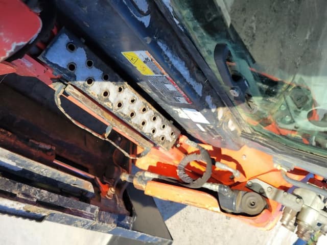 Image of Kubota SVL95-2S equipment image 4