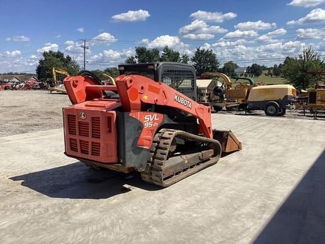 Image of Kubota SVL95-2S equipment image 3