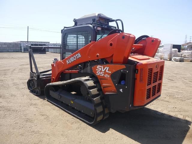 Image of Kubota SVL95-2S equipment image 3