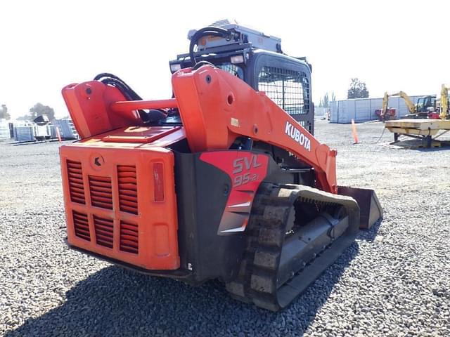 Image of Kubota SVL95-2S equipment image 3