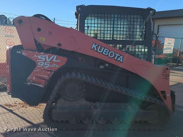 Image of Kubota SVL95-2S equipment image 3