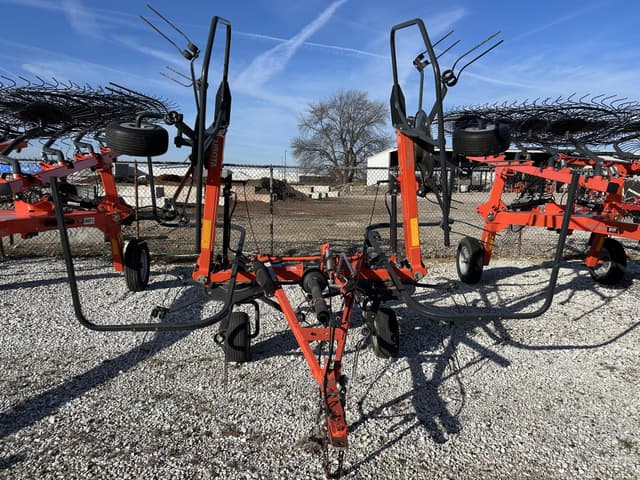 Image of Kubota TE4052T equipment image 1