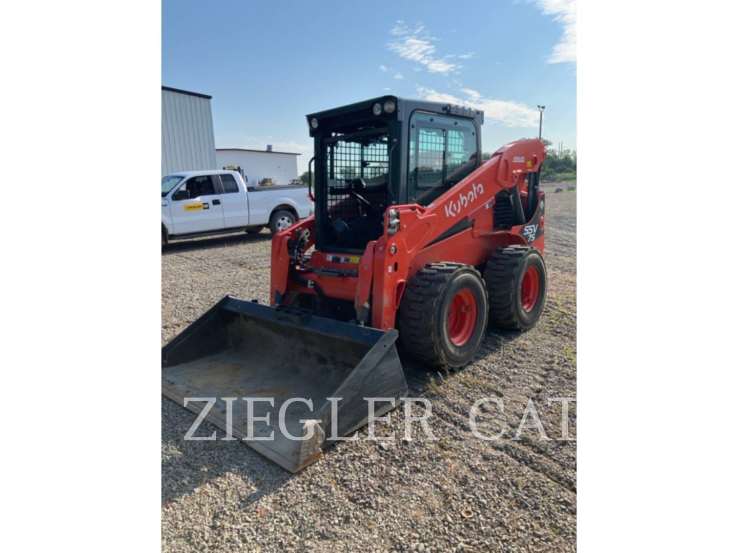 Main image Kubota SSV75