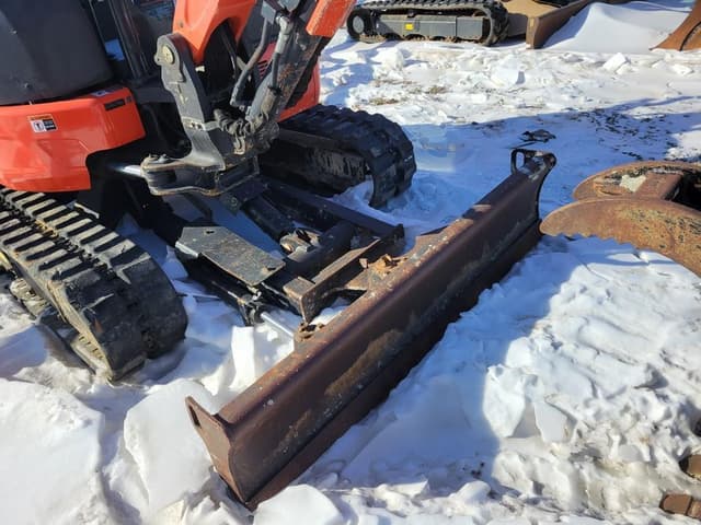 Image of Kubota U35-4 equipment image 4