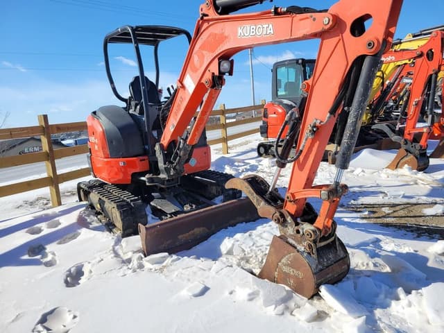 Image of Kubota U35-4 equipment image 2