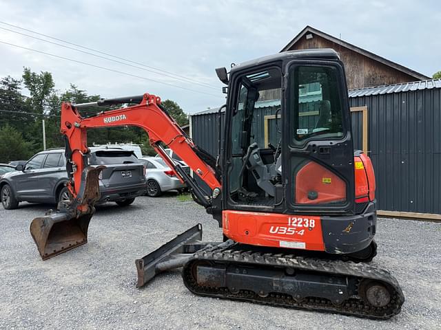 Image of Kubota U35-4 equipment image 3