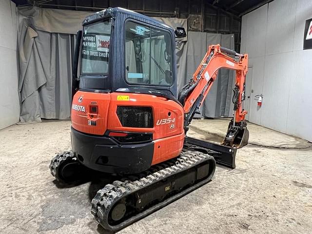 Image of Kubota U35-4 equipment image 4