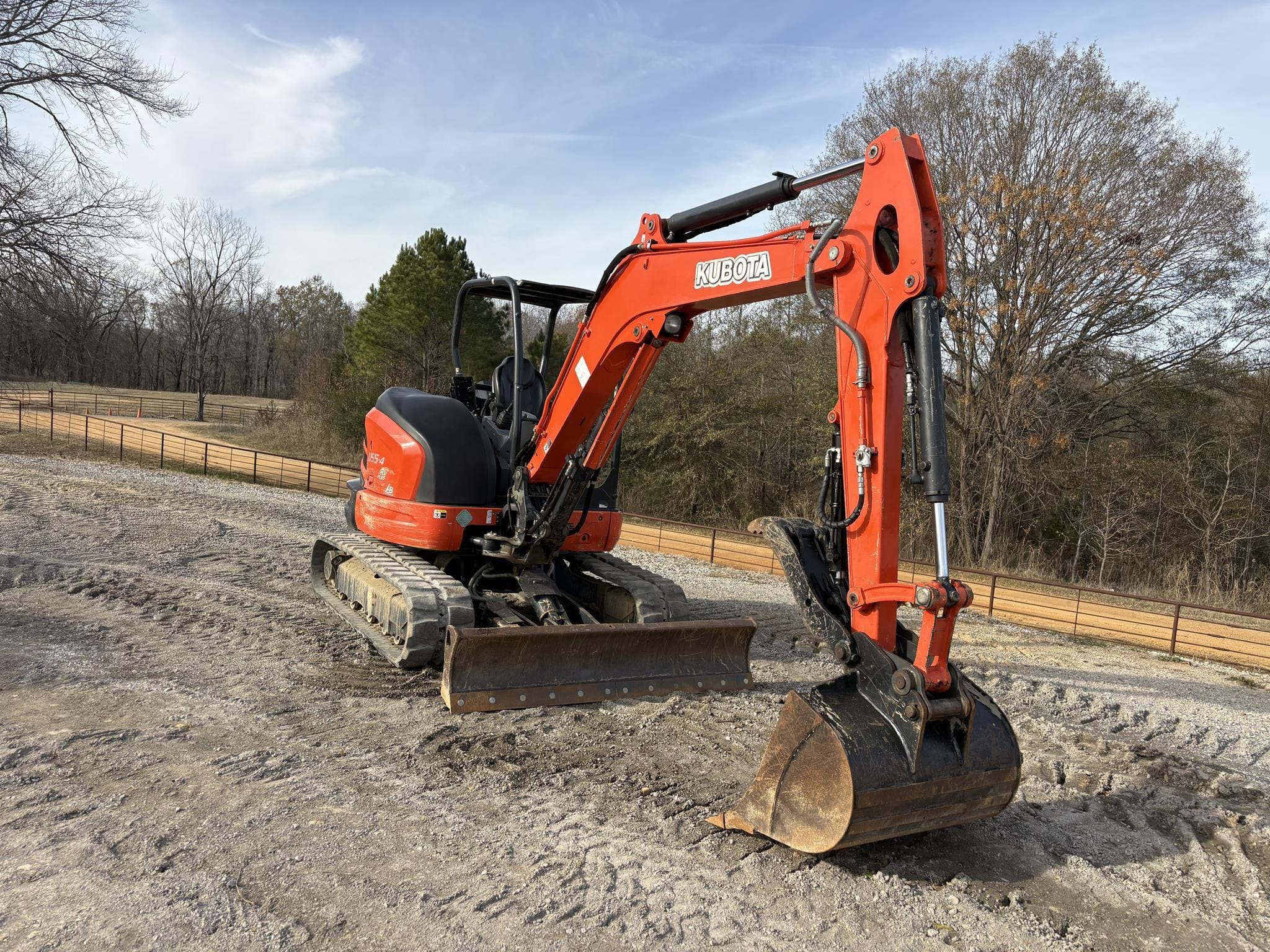 2019 Kubota U55-4 Equipment Image0