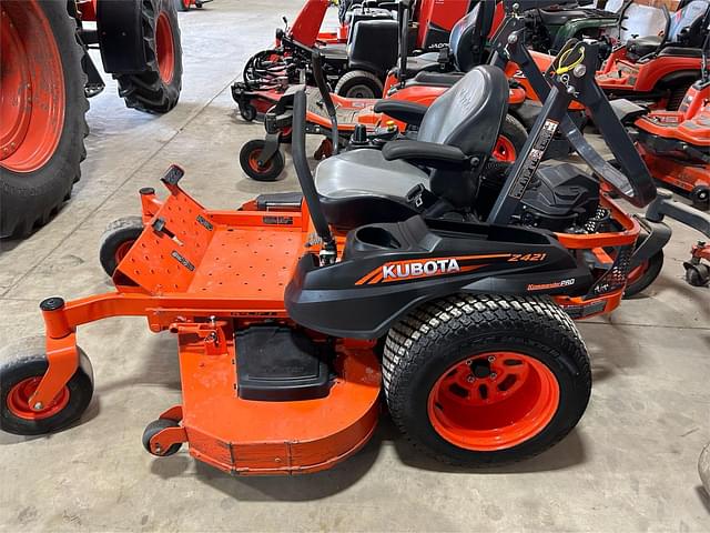 Image of Kubota Z421 equipment image 4