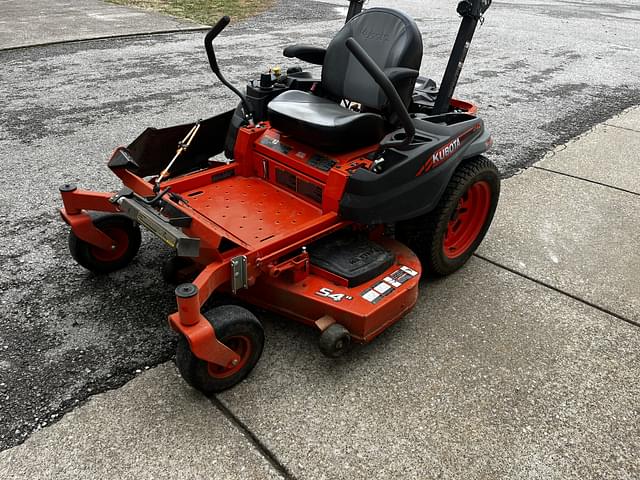 Image of Kubota Z421KW equipment image 2