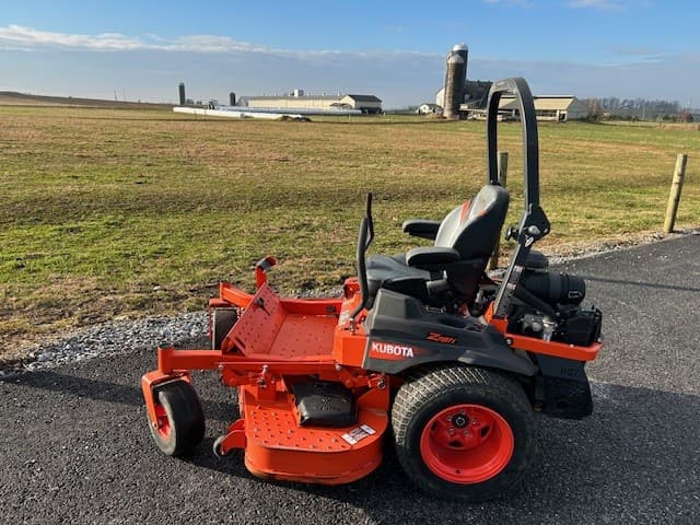 Image of Kubota Z781KWTI-60 equipment image 2