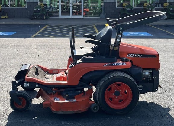 2019 Kubota ZD1011 Equipment Image0