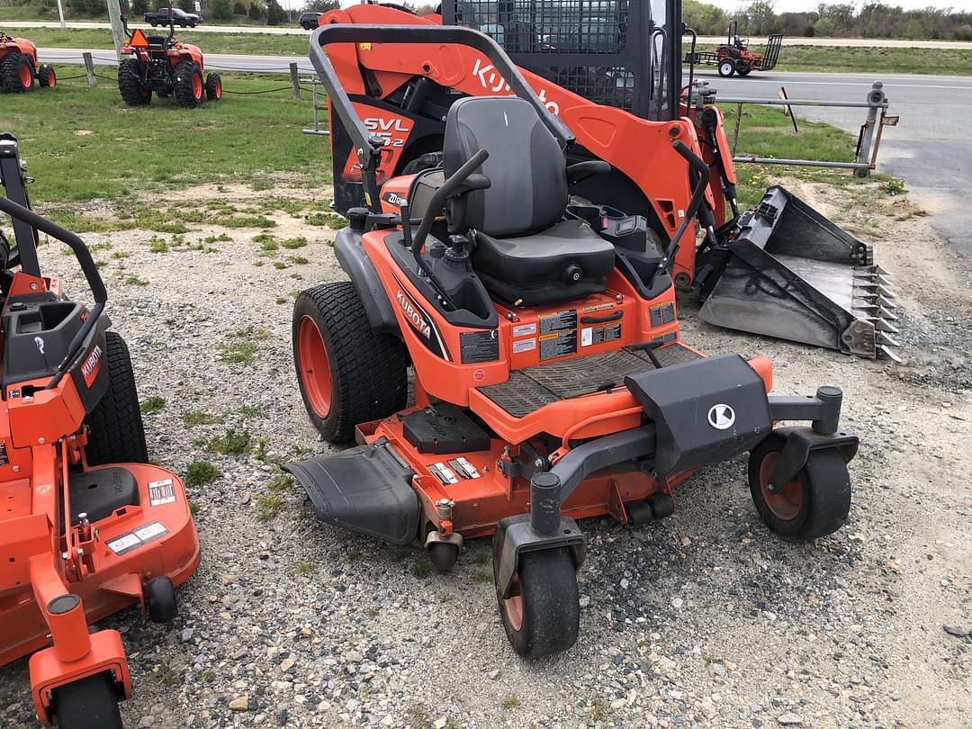 Image of Kubota ZD1211-60 Image 0