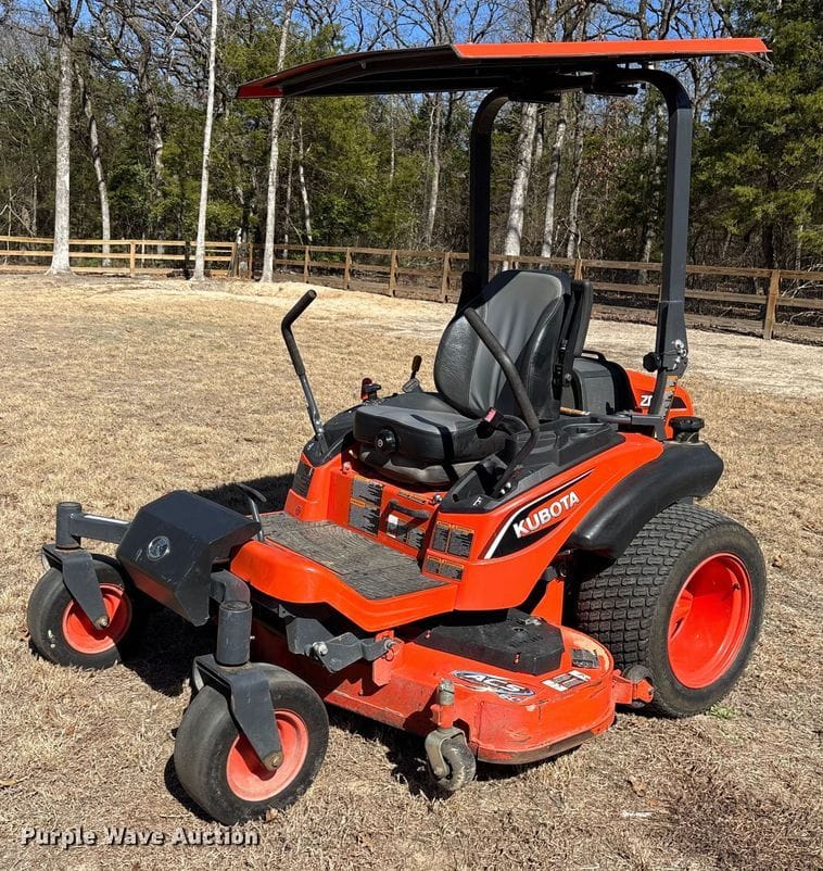 2019 Kubota ZD1211 Equipment Image0