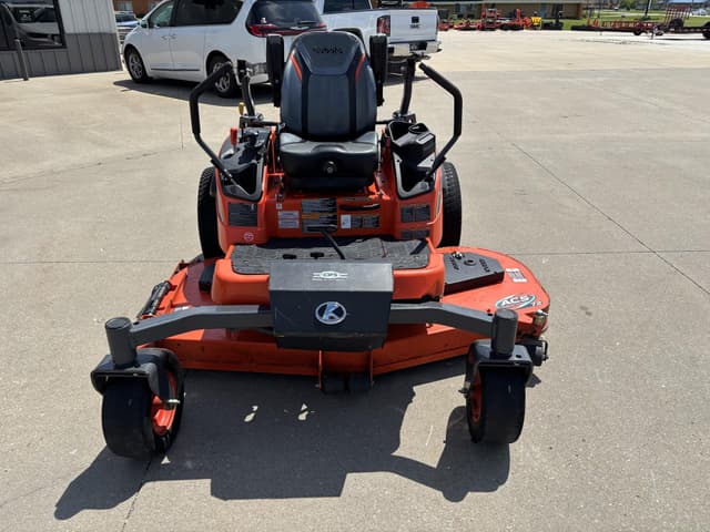 Image of Kubota ZD1211L equipment image 2