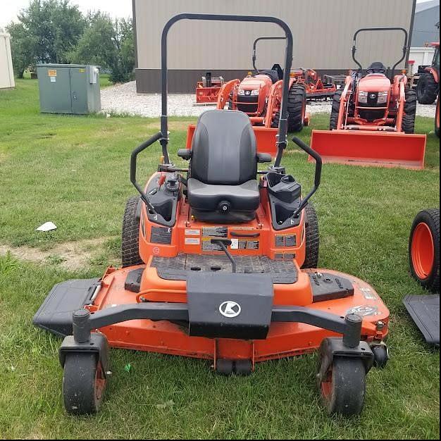 Image of Kubota ZD1211L equipment image 4