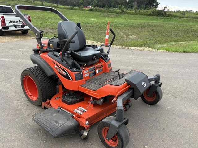 Image of Kubota ZD1211 equipment image 2