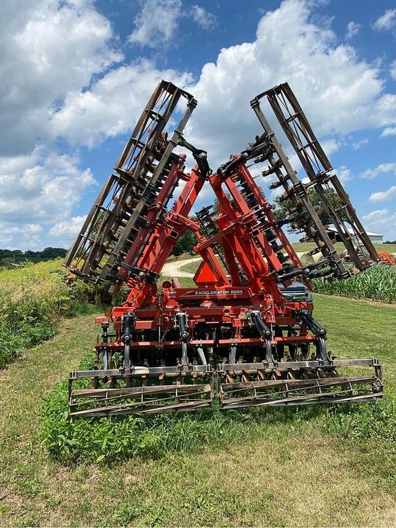 Image of Kuhn Krause Excelerator 8005 equipment image 3