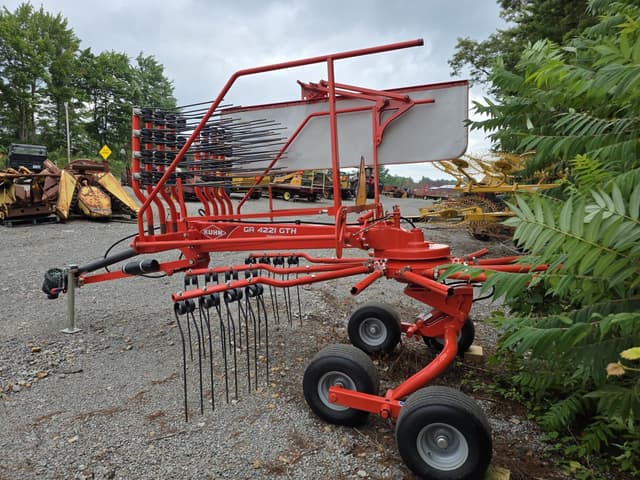 Image of Kuhn GA4221GTH equipment image 1