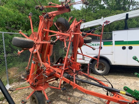 2019 Kuhn GF7802THA Equipment Image0