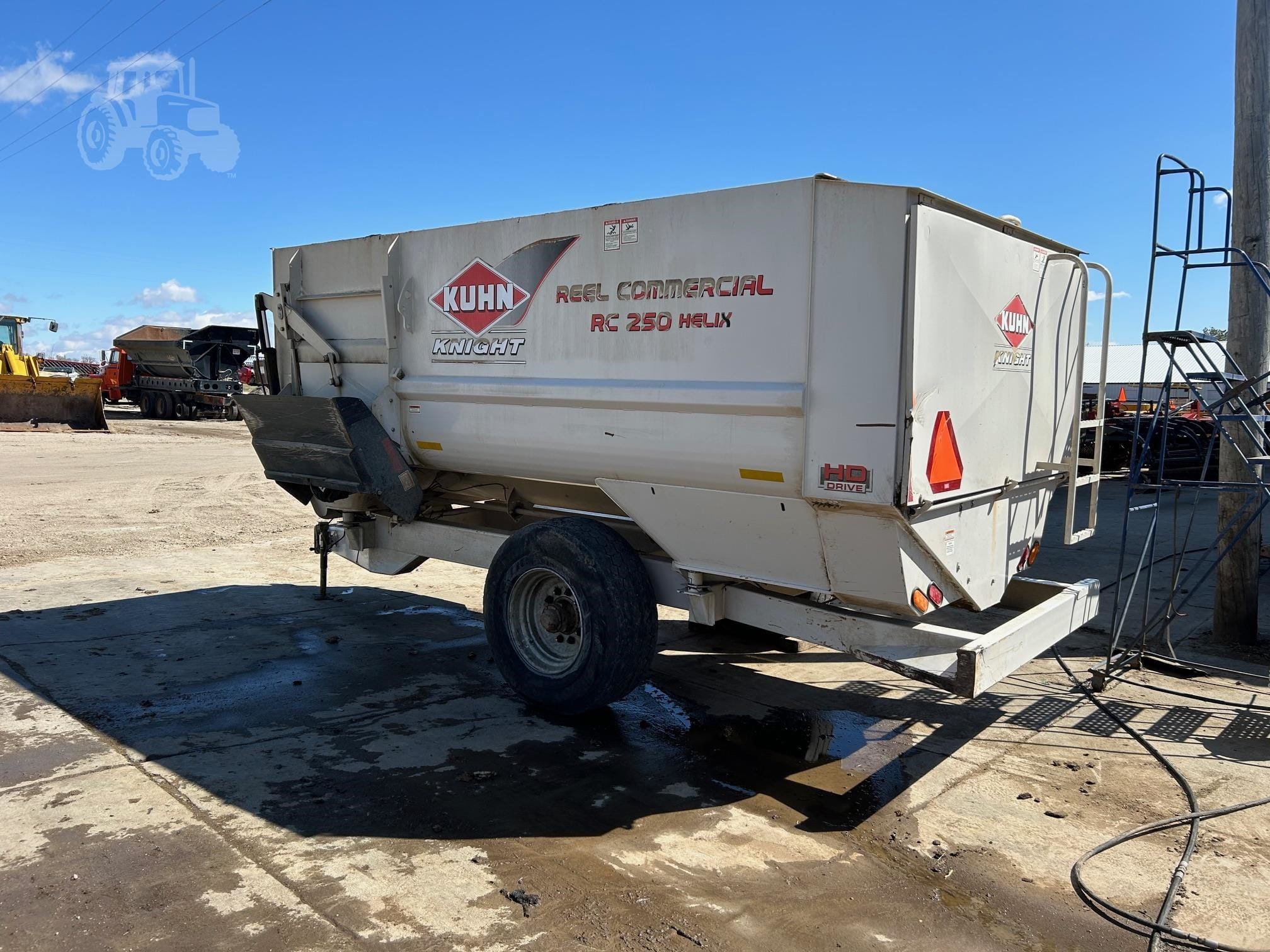 2019 Kuhn Knight RC250 Equipment Image0