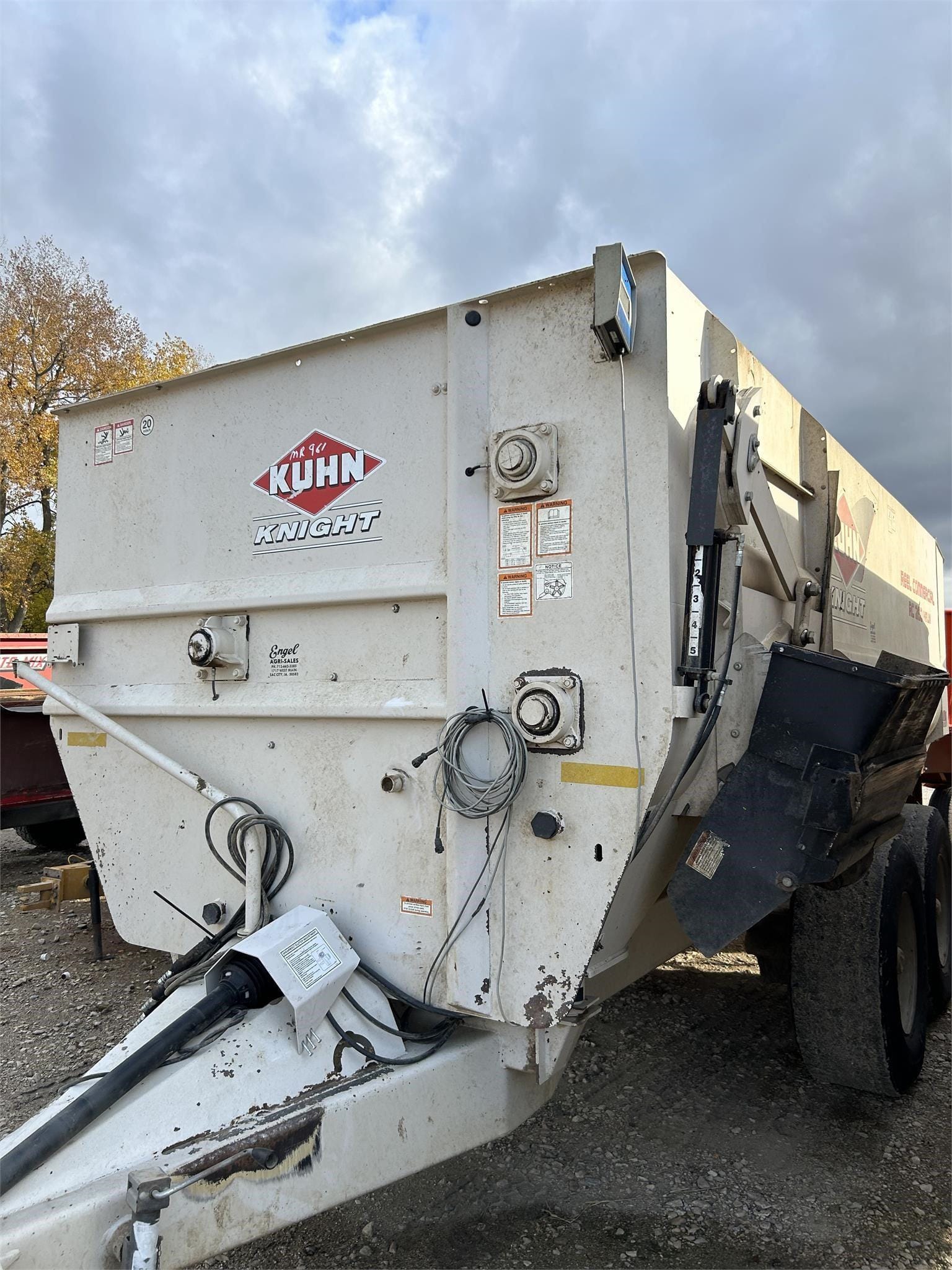 2019 Kuhn Knight RC260 Equipment Image0