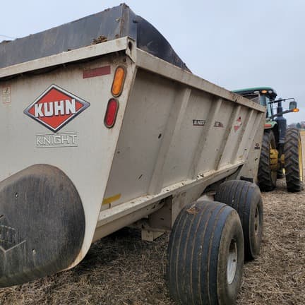 Image of Kuhn Knight SLC132T equipment image 2