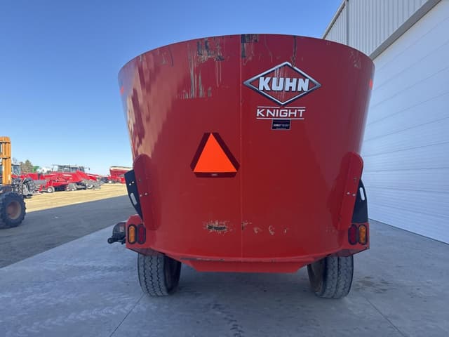 Image of Kuhn Knight Vertical Maxx VT 156 equipment image 3