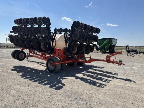 Image of Kuhn Krause Gladiator 1205 equipment image 2