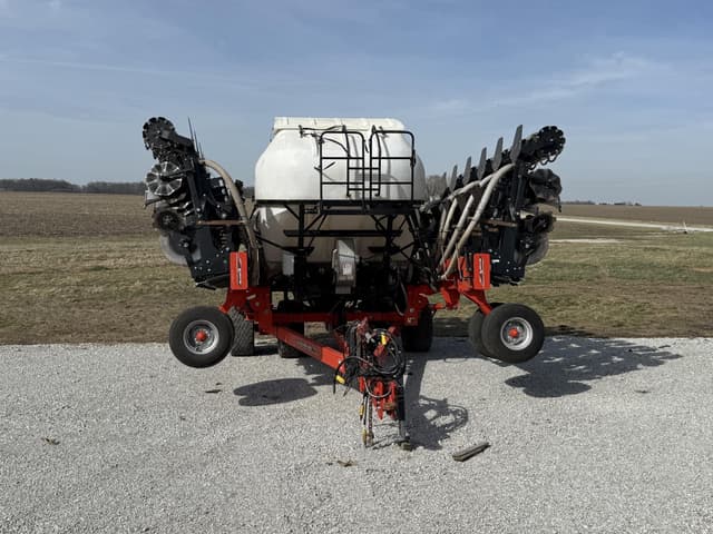 Image of Kuhn Krause Gladiator 1205-1630 equipment image 1