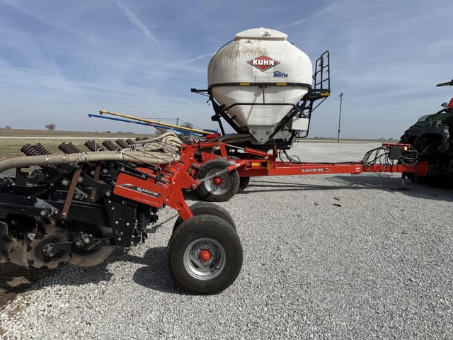 Image of Kuhn Krause Gladiator 1205-1630 equipment image 2