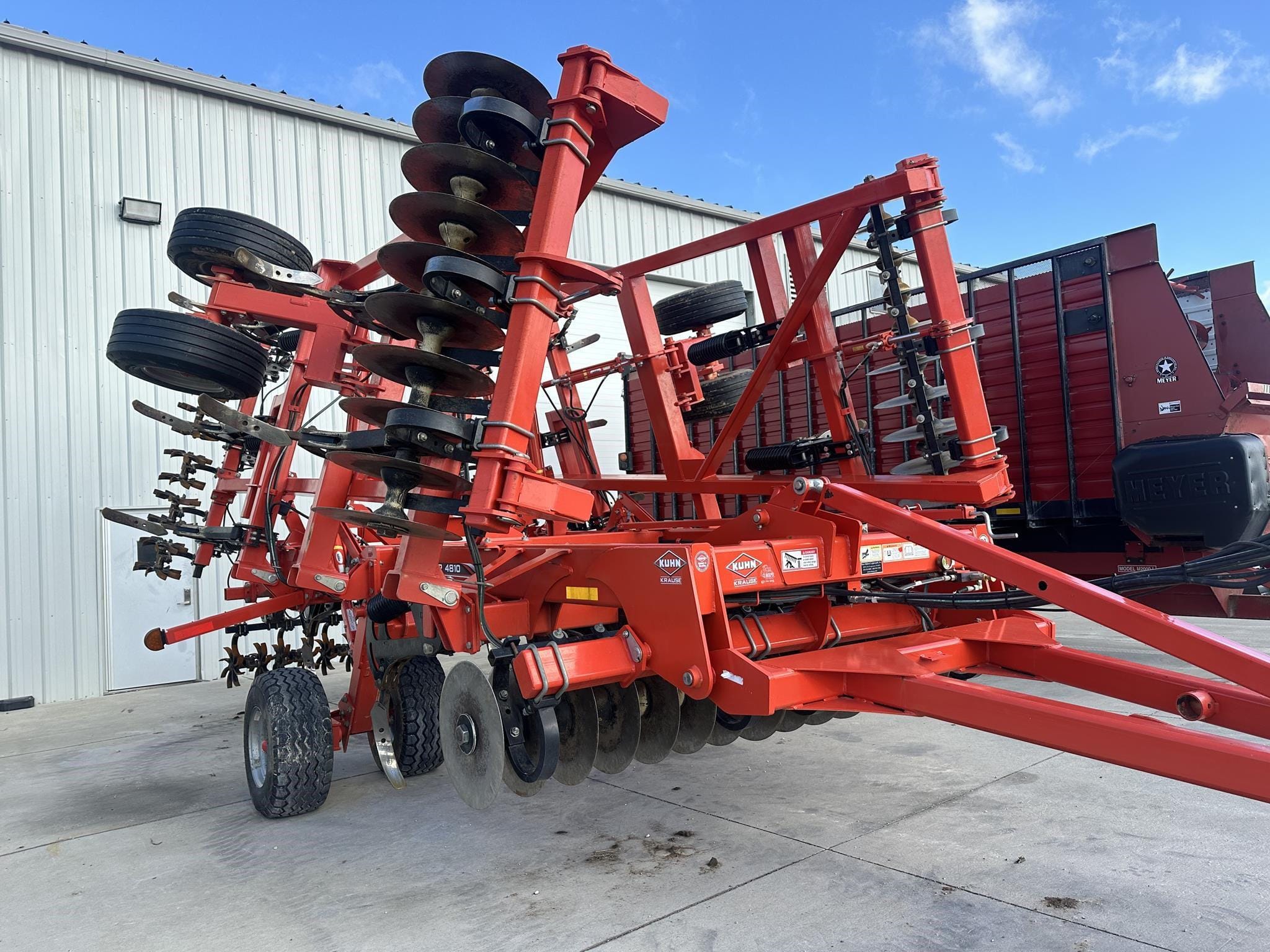 2019 Kuhn Krause 4810 Equipment Image0