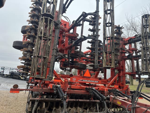 Image of Kuhn Krause Excelerator 8005-40 equipment image 4