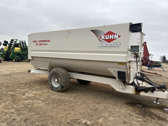 2019 Kuhn Knight RC260 Equipment Image0