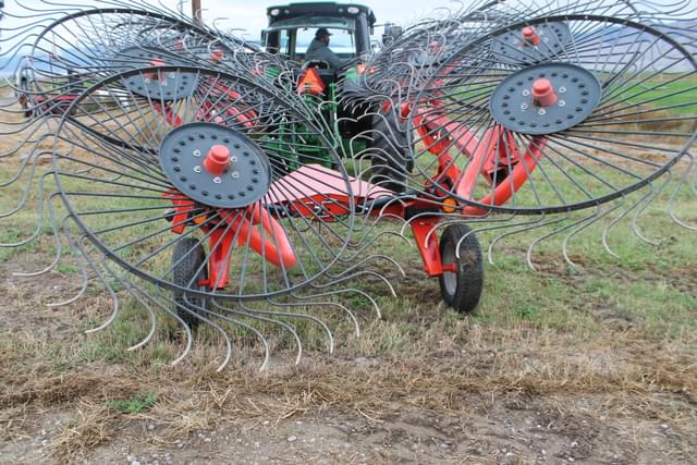 Image of Kuhn SR112GII equipment image 2