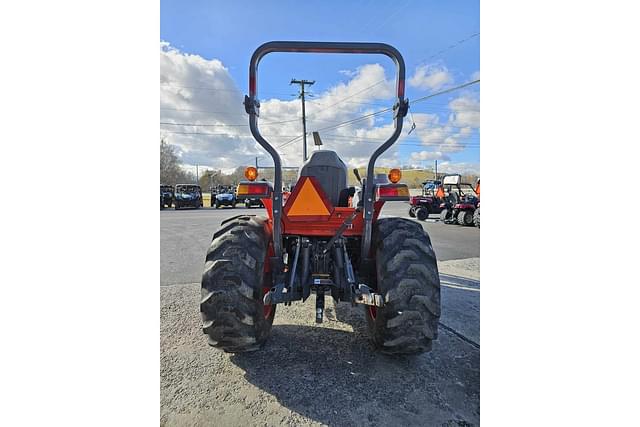 Image of Kubota L3560 equipment image 4