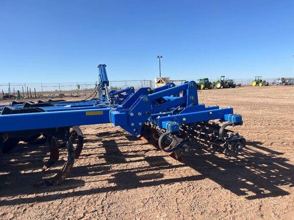 Image of Landoll 2410 equipment image 4