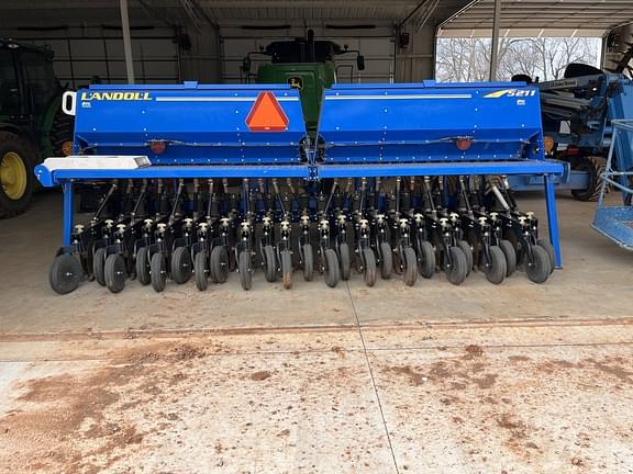 Image of Landoll 5211 equipment image 3