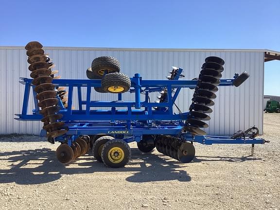 Image of Landoll 6231 equipment image 3
