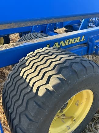 Image of Landoll 7530-32 equipment image 4