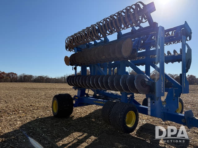 Image of Landoll 7833 equipment image 4