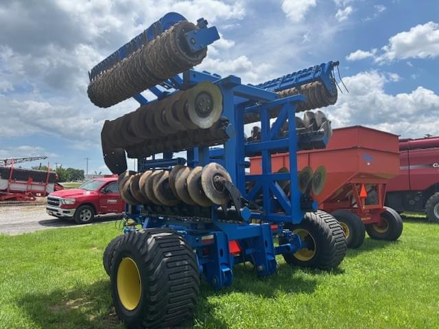 Image of Landoll 7822 equipment image 2