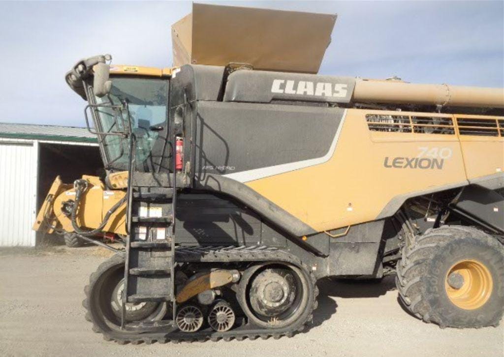 Main image CLAAS LEXION 740TT