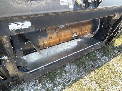 Image of MacDon FD135 equipment image 4