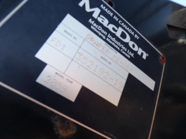 Image of MacDon FD140 equipment image 3