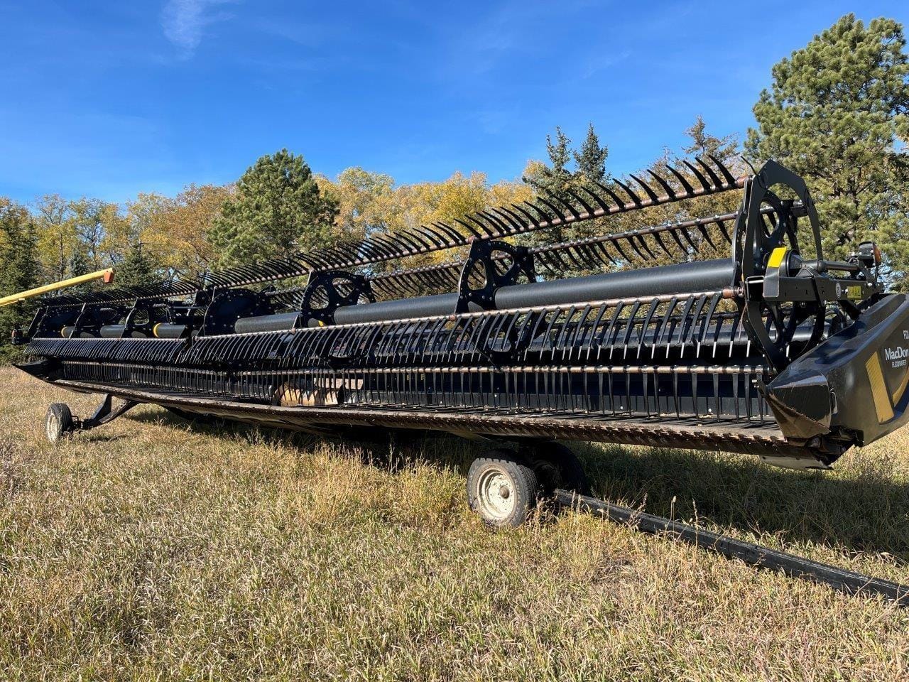 2019 MacDon FD140 Equipment Image0