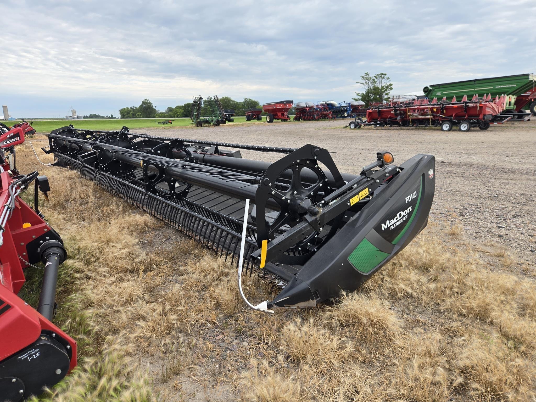 2019 MacDon FD140 Equipment Image0