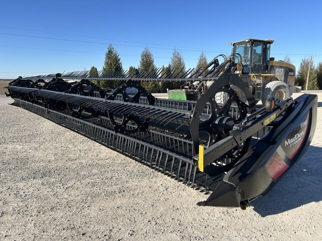 Main image MacDon FD140