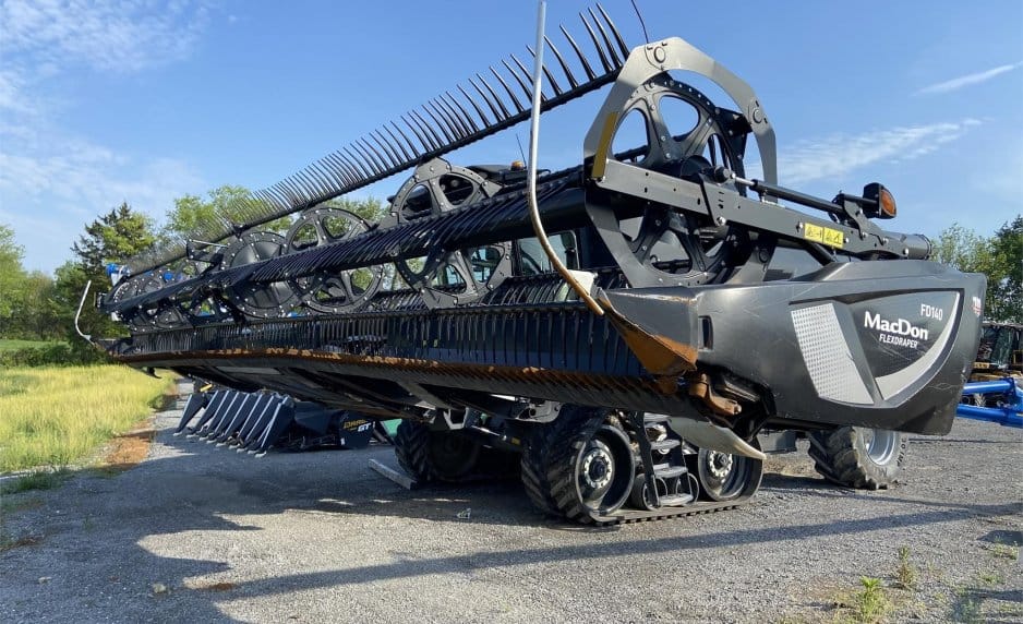 2019 MacDon FD140 Equipment Image0