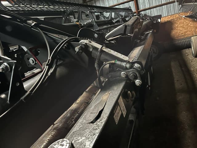 Image of MacDon FD145 equipment image 3